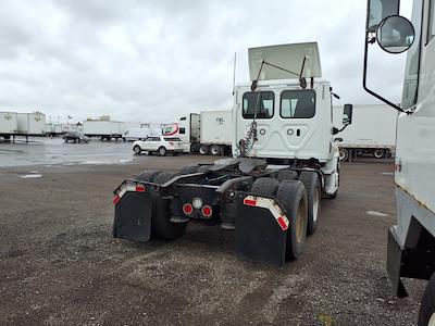 Used 2018 Freightliner Cascadia Detroit DD13 Semi Truck for sale #803900 - photo 2