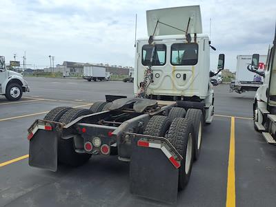 Used 2018 Freightliner Cascadia Detroit DD13 Semi Truck for sale #803903 - photo 2