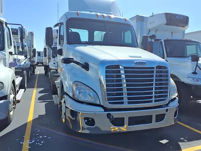 Used 2019 Freightliner Cascadia Detroit Diesel DD15 Semi Truck for sale #876908 - photo 1