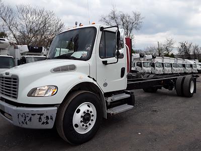 Used 2018 Freightliner M2 106 Conventional Cab 4x2 Cab Chassis for sale #222327 - photo 1