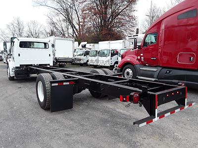 Used 2018 Freightliner M2 106 Conventional Cab 4x2 Cab Chassis for sale #222327 - photo 2