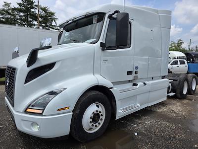 Used 2020 Volvo VNR Volvo D13 Semi Truck for sale #243587 - photo 1
