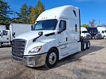Used 2020 Freightliner Cascadia Detroit Diesel DD15 Semi Truck with Sleeper Cab for sale #275098 - photo 1