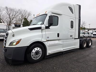 Used 2022 Freightliner Cascadia Detroit Diesel DD15 Semi Truck with Sleeper Cab for sale #567882 - photo 1