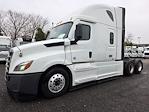 Used 2022 Freightliner Cascadia Detroit Diesel DD15 Semi Truck with Sleeper Cab for sale #567882 - photo 1