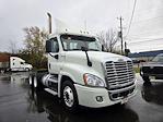 Used 2016 Freightliner Cascadia Cummins ISX Semi Truck for sale #577362 - photo 4