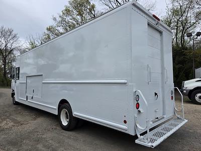Used 2016 Freightliner MT 55 Step Van / Walk-in for sale #654157 - photo 2