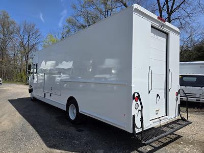 Used 2017 Freightliner MT 55 Step Van / Walk-in for sale #664768 - photo 2