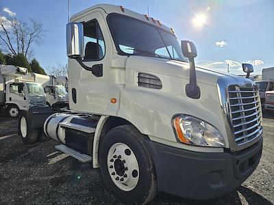 Used 2018 Freightliner Cascadia Detroit DD13 Semi Truck for sale #684983 - photo 1