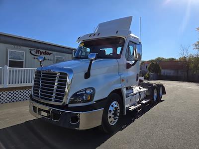 Used 2019 Freightliner Cascadia Detroit Diesel DD15 Semi Truck for sale #808623 - photo 1