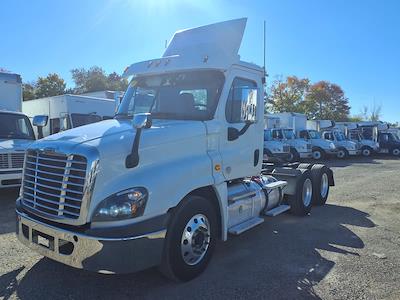 Used 2019 Freightliner Cascadia Detroit Diesel DD15 Semi Truck for sale #808625 - photo 1