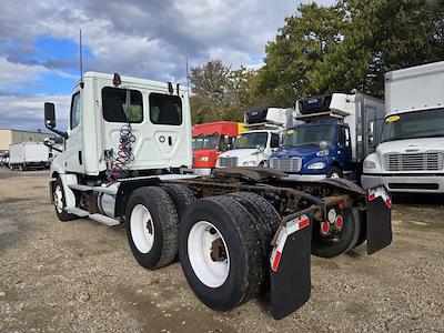 Used 2019 Freightliner Cascadia Detroit DD13 Semi Truck for sale #813074 - photo 2