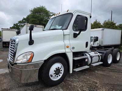 Used 2019 Freightliner Cascadia Detroit DD13 Semi Truck for sale #813603 - photo 1