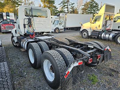 Used 2019 International LT Cummins X15, Signature Semi Truck for sale #827650 - photo 2