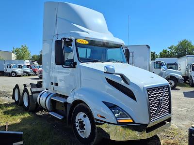 Used 2019 Volvo VNL Volvo D13 Semi Truck for sale #828451 - photo 1