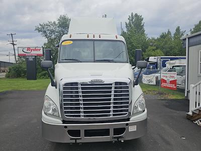 Used 2019 Freightliner Cascadia Detroit DD13 Semi Truck for sale #860349 - photo 2