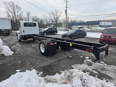 Used 2019 International DuraStar 4300 - photo 1