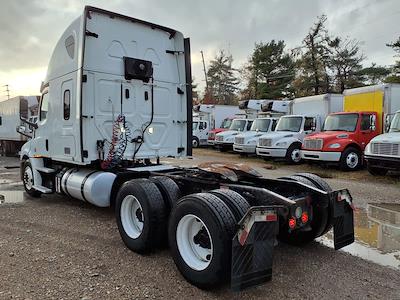 Used 2019 Freightliner Cascadia Detroit Diesel DD15 Semi Truck with Sleeper Cab for sale #867181 - photo 2