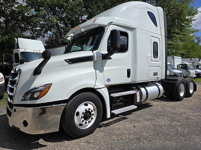 Used 2019 Freightliner Cascadia Detroit Diesel DD15 Semi Truck with Sleeper Cab for sale #867185 - photo 1