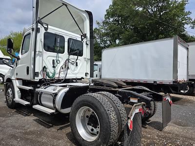 Used 2019 Freightliner Cascadia Detroit Diesel DD15 Semi Truck for sale #870415 - photo 2