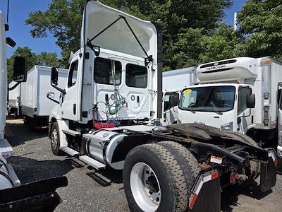 Used 2019 Freightliner Cascadia Detroit Diesel DD15 Semi Truck for sale #870425 - photo 2