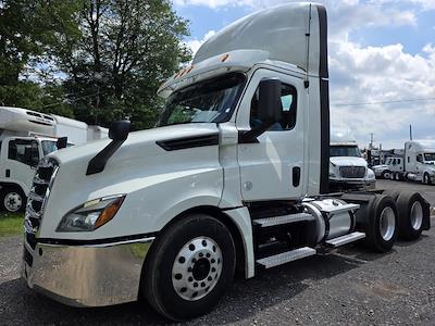 Used 2019 Freightliner Cascadia Detroit Diesel DD15 Semi Truck for sale #870512 - photo 1