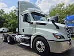 Used 2019 Freightliner Cascadia Detroit Diesel DD15 Semi Truck for sale #870512 - photo 4