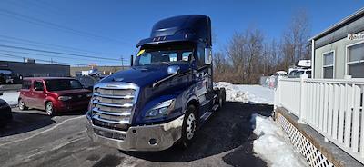 Used 2020 Freightliner Cascadia Detroit DD13 Semi Truck for sale #896761 - photo 1