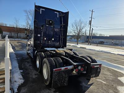 Used 2020 Freightliner Cascadia Detroit Diesel DD15 Semi Truck with Sleeper Cab for sale #896860 - photo 2