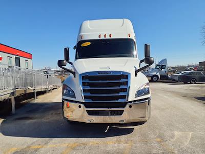 Used 2020 Freightliner Cascadia - photo 1