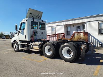 Used 2020 Freightliner Cascadia Detroit Diesel DD15 Semi Truck for sale #283879 - photo 2