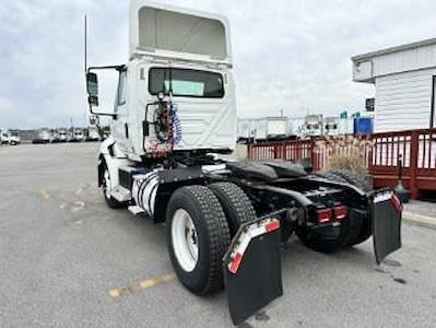 Used 2018 International ProStar+ Navistar N13 Semi Truck for sale #744506 - photo 2