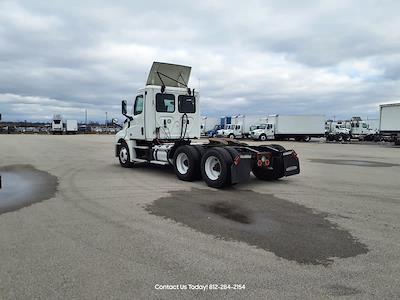 Used 2019 Freightliner Cascadia Detroit DD13 Semi Truck for sale #813000 - photo 2