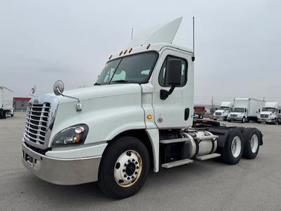 Used 2019 Freightliner Cascadia Detroit Diesel DD15 Semi Truck for sale #869325 - photo 1