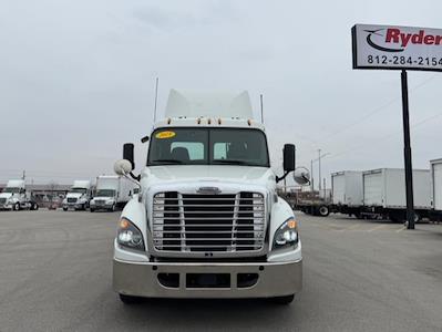 Used 2019 Freightliner Cascadia Detroit Diesel DD15 Semi Truck for sale #869325 - photo 2