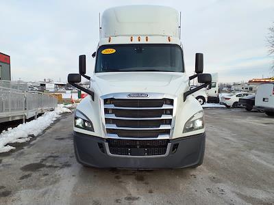 Used 2019 Freightliner Cascadia - photo 1