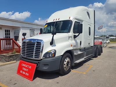 Used 2020 Freightliner Cascadia Detroit Diesel DD15 Semi Truck with Sleeper Cab for sale #877565 - photo 1