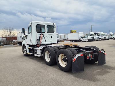 Used 2020 Freightliner Cascadia - photo 1