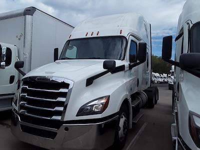 Used 2020 Freightliner Cascadia Detroit Diesel DD15 Semi Truck with Sleeper Cab for sale #200209 - photo 1