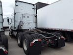 Used 2020 Freightliner Cascadia Detroit Diesel DD15 Semi Truck with Sleeper Cab for sale #200209 - photo 2