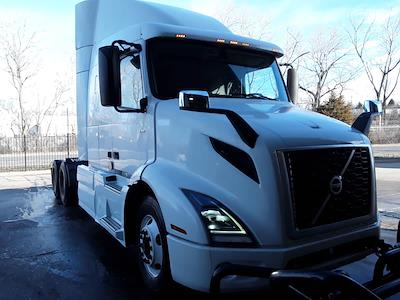 Used 2020 Volvo VNR Volvo D13 Semi Truck for sale #243492 - photo 1