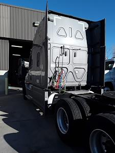 Used 2020 Freightliner Cascadia Detroit Diesel DD15 Semi Truck with Sleeper Cab for sale #249653 - photo 2