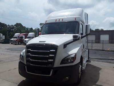 Used 2020 Freightliner Cascadia Detroit Diesel DD15 Semi Truck with Sleeper Cab for sale #273991 - photo 1