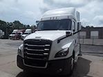 Used 2020 Freightliner Cascadia Detroit Diesel DD15 Semi Truck with Sleeper Cab for sale #273991 - photo 1