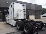 Used 2020 Freightliner Cascadia Detroit Diesel DD15 Semi Truck with Sleeper Cab for sale #273991 - photo 2