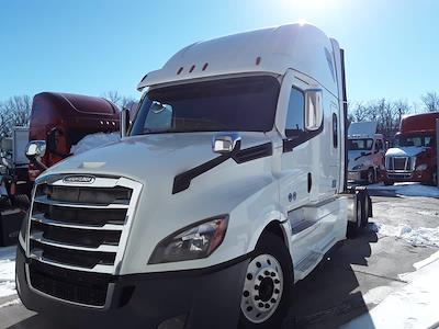 Used 2020 Freightliner Cascadia Detroit Diesel DD15 Semi Truck with Sleeper Cab for sale #290208 - photo 1