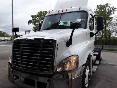 Used 2016 Freightliner Cascadia Cummins ISX Semi Truck for sale #654966 - photo 1