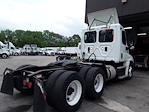 Used 2016 Freightliner Cascadia Cummins ISX Semi Truck for sale #654966 - photo 5