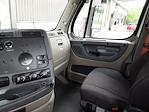 Used 2016 Freightliner Cascadia Cummins ISX Semi Truck for sale #654966 - photo 8