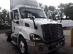 Used 2017 Freightliner Cascadia Detroit DD13 Semi Truck for sale #665113 - photo 4
